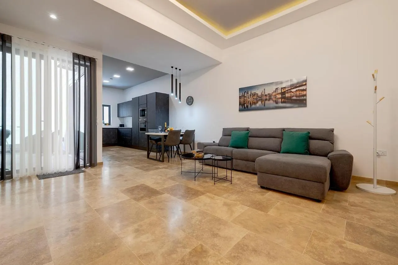 Top Location 1 Bedroom With Terrace Sliema Apartmán