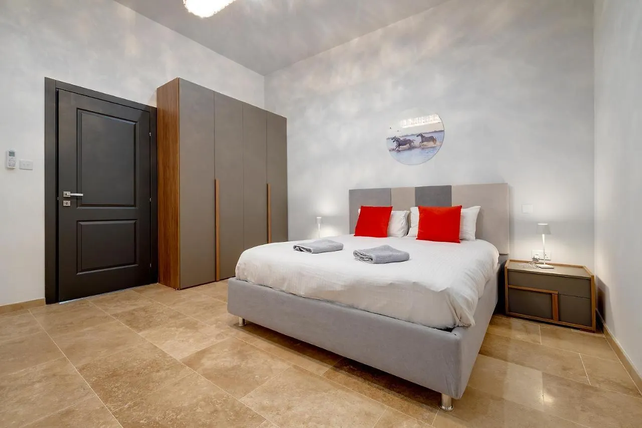 Apartment Top Location 1 Bedroom With Terrace Sliema